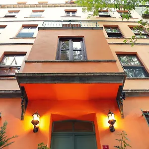 Отель House Mola Galata