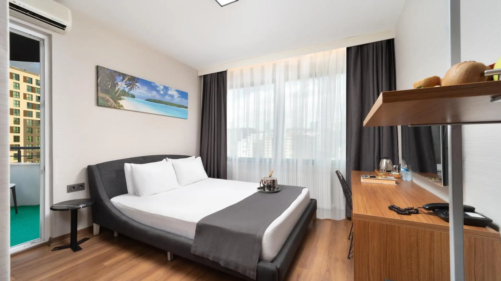 *** Отель Nish Suites Atasehir Стамбул Турция