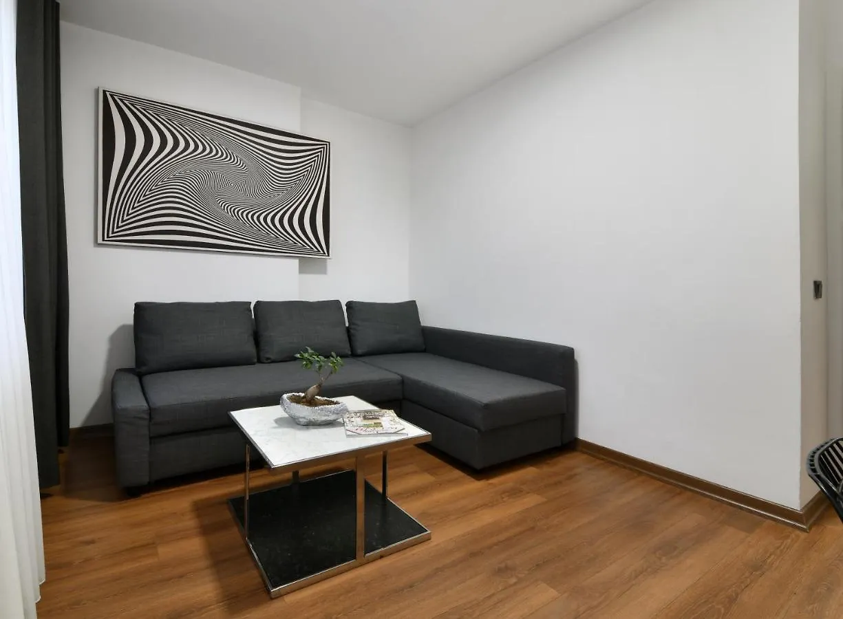 Nish Suites Atasehir Istanbul 3*,